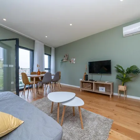 Trindade Duplex By Amber Star Rent * Oporto